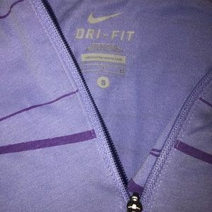 Nike Pullover
